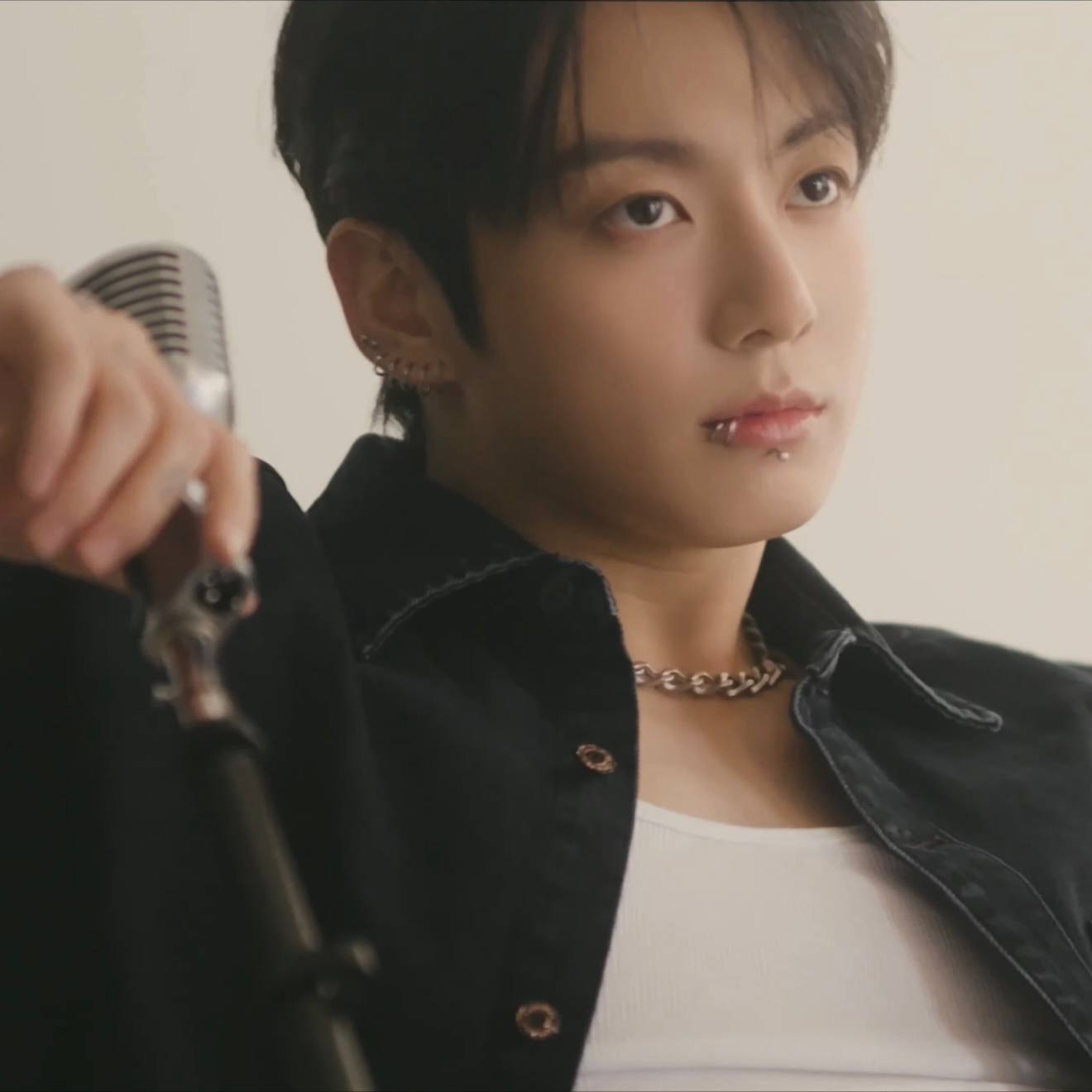 A moment captured by Jungkook (BTS)'s fan