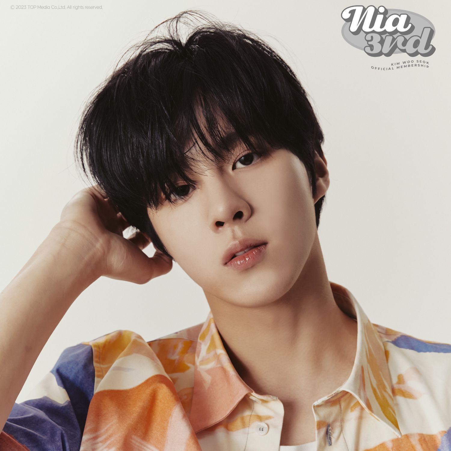 Behind-the-scenes cut of Kim Wooseok