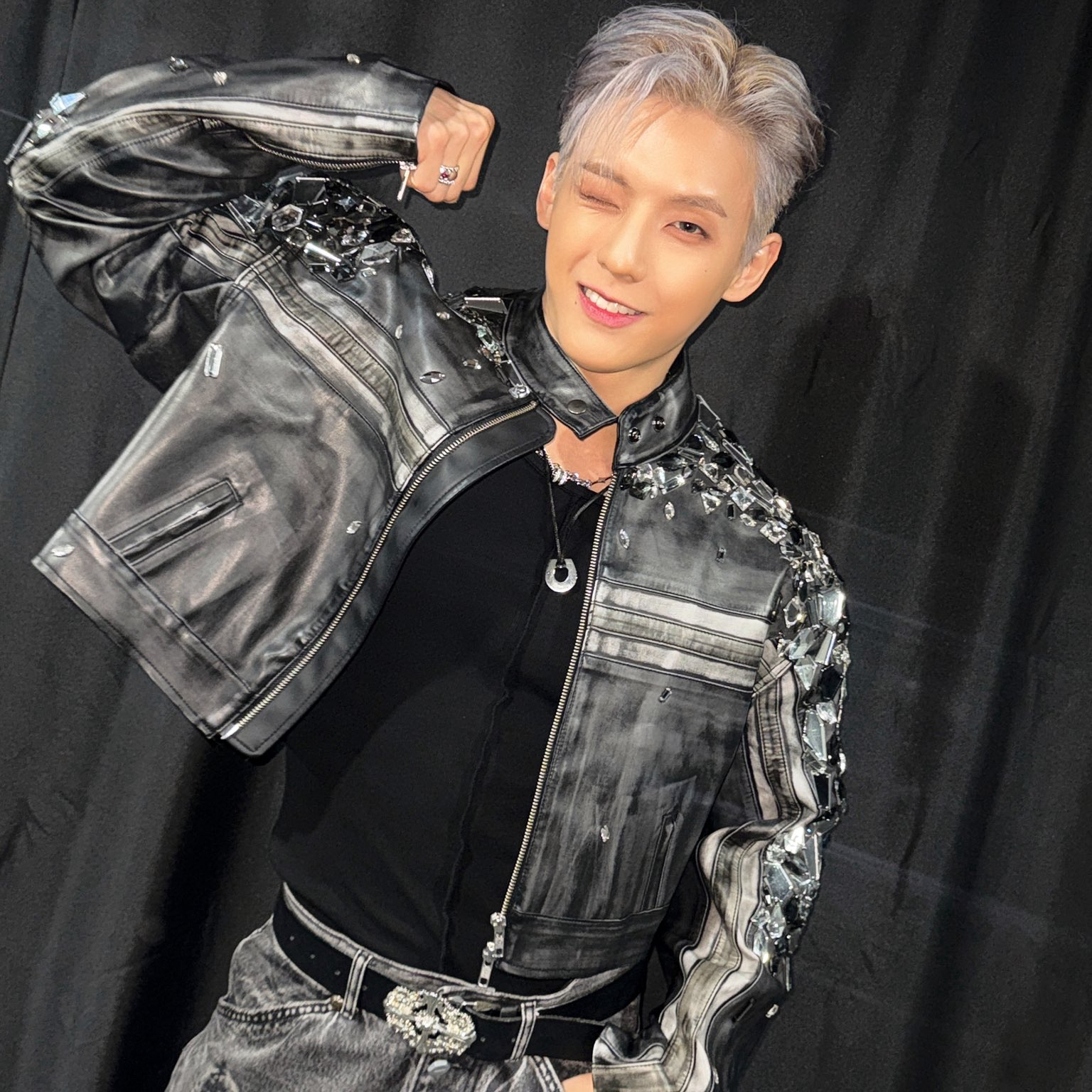 Behind-the-scenes cut of Lee Minhyuk (BTOB)