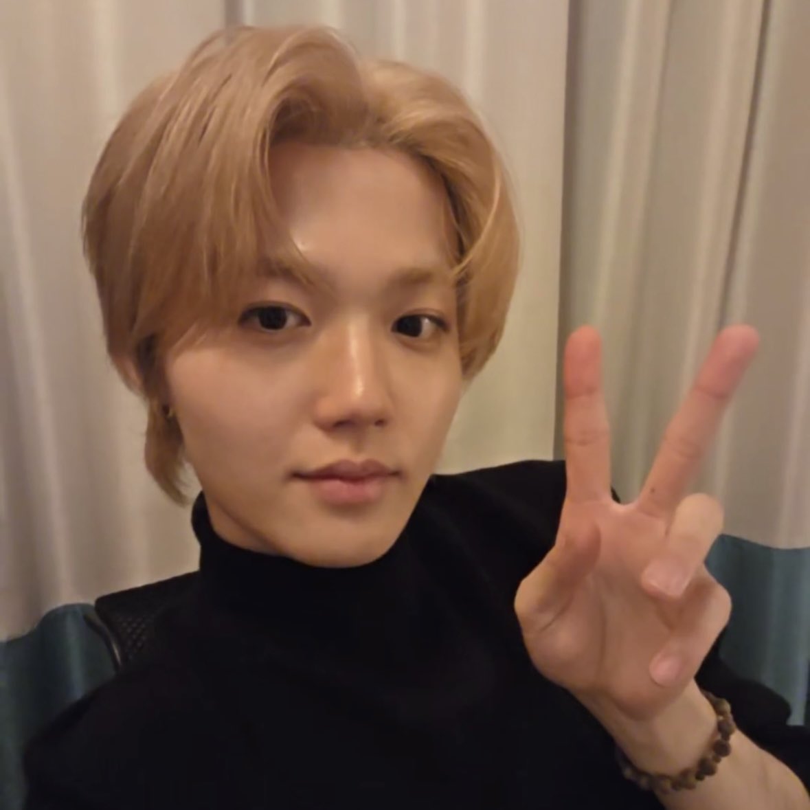 Latest photo of Doyoung (TREASURE)