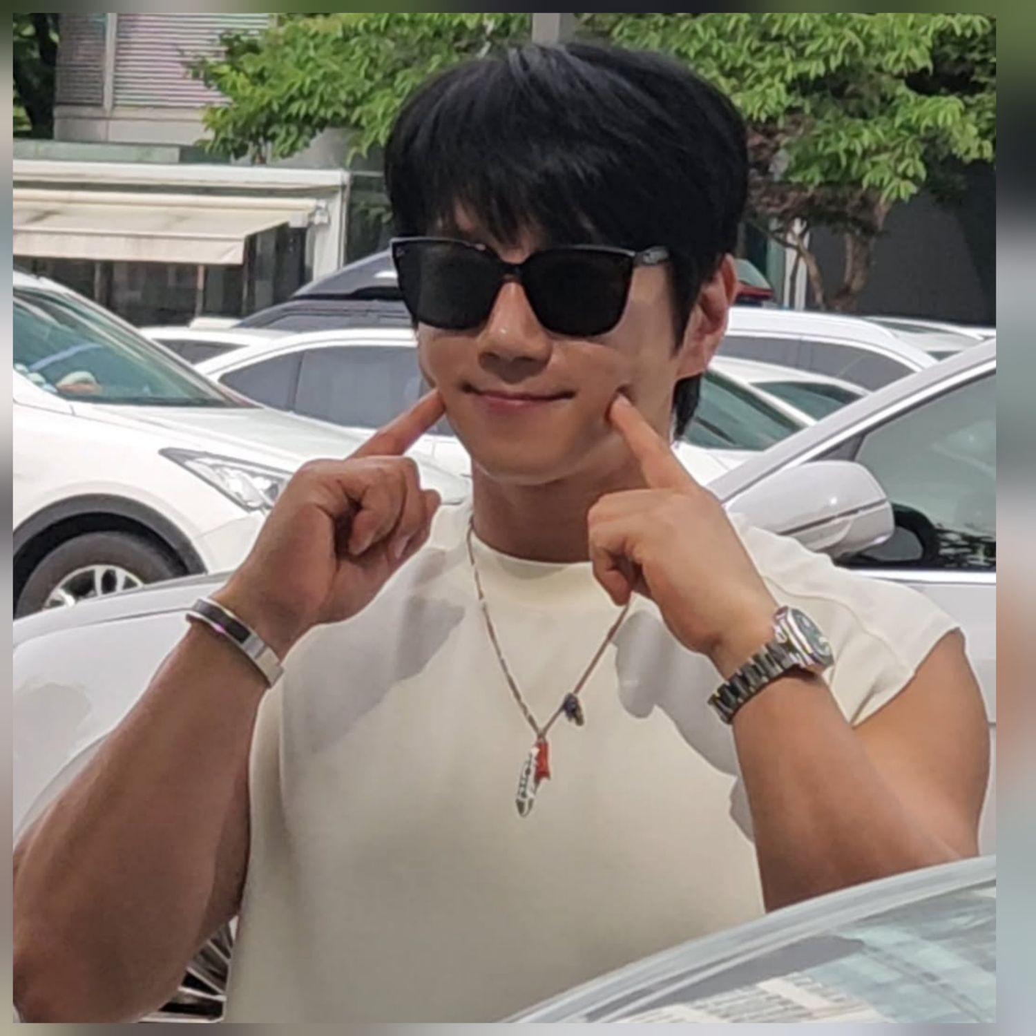 A moment captured by Hwang Chiyeol's fan