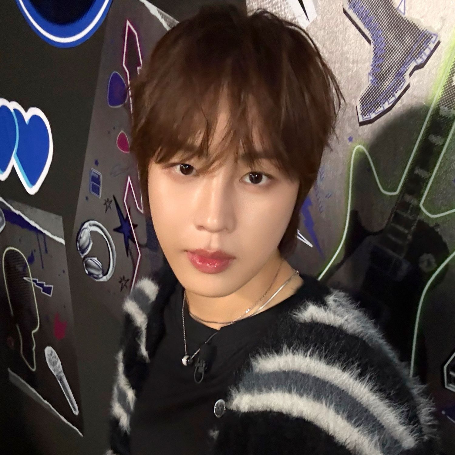 Behind-the-scenes cut of Ha Sungwoon