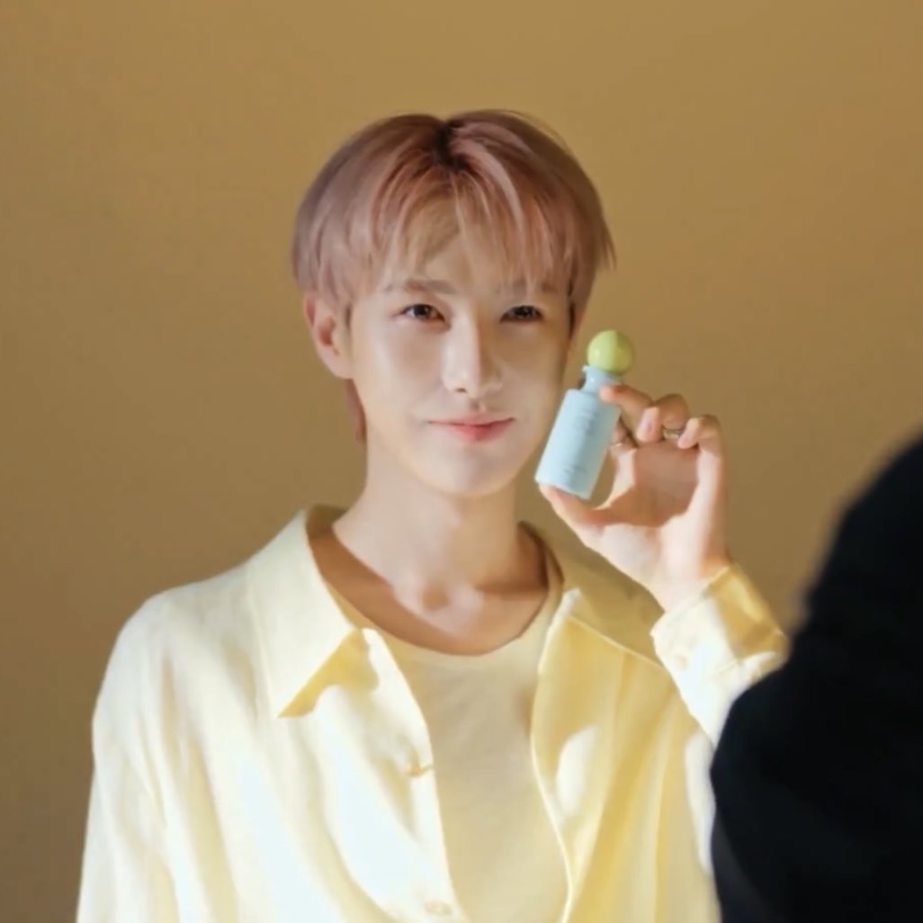 Recent activity shot of Renjun (NCT DREAM)