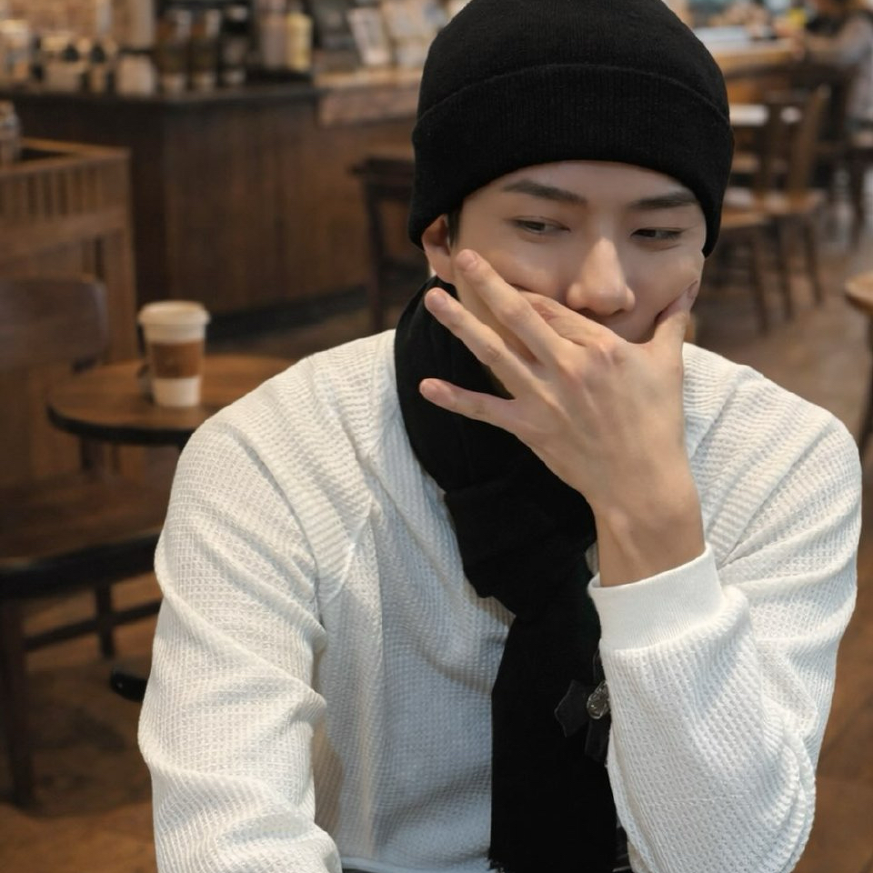 Foto terbaru Sehun (EXO)