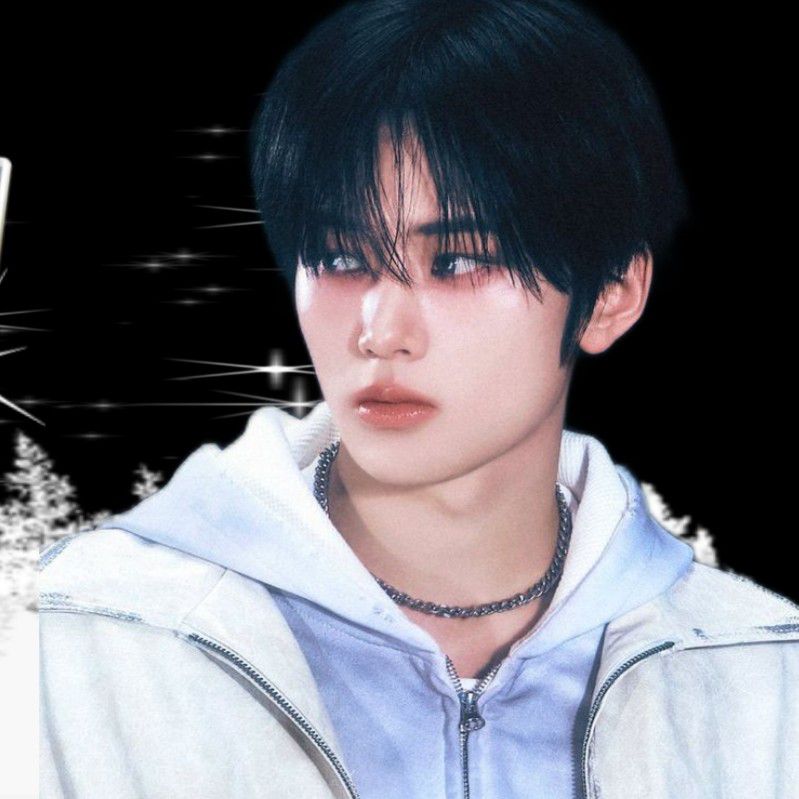 A moment captured by Lin (NouerA)'s fan