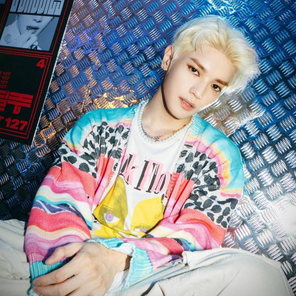 태용 (NCT 127)의 최신 사진