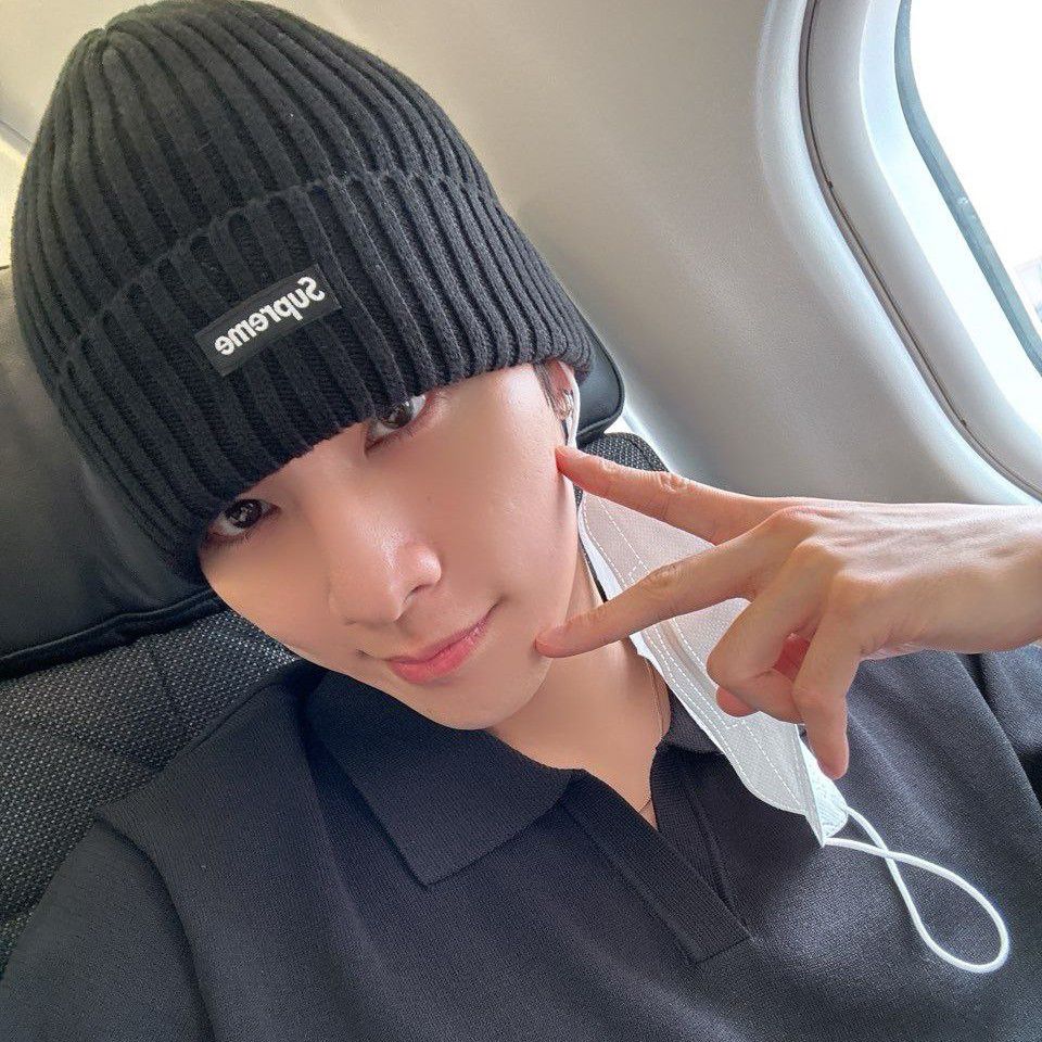 Recent activity shot of XIAOJUN (WayV)