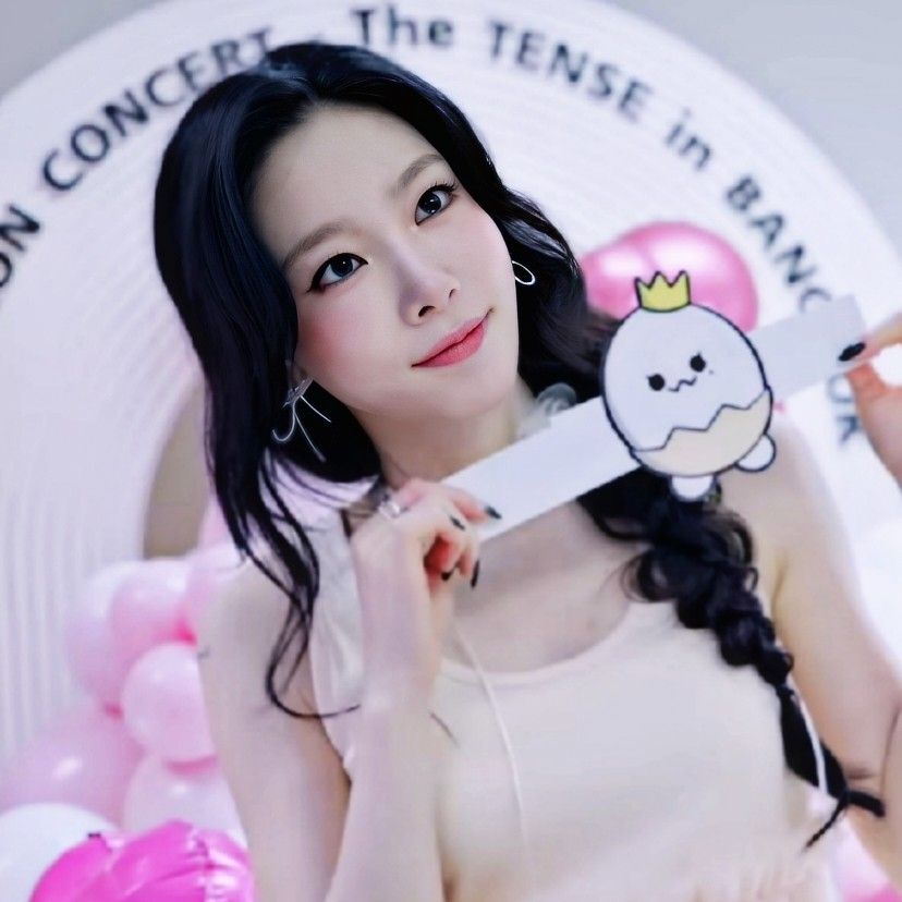 Recent activity shot of Taeyeon (Girls' Generation)