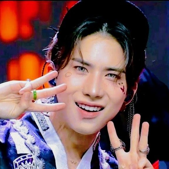 Recent activity shot of Wow (A.C.E)
