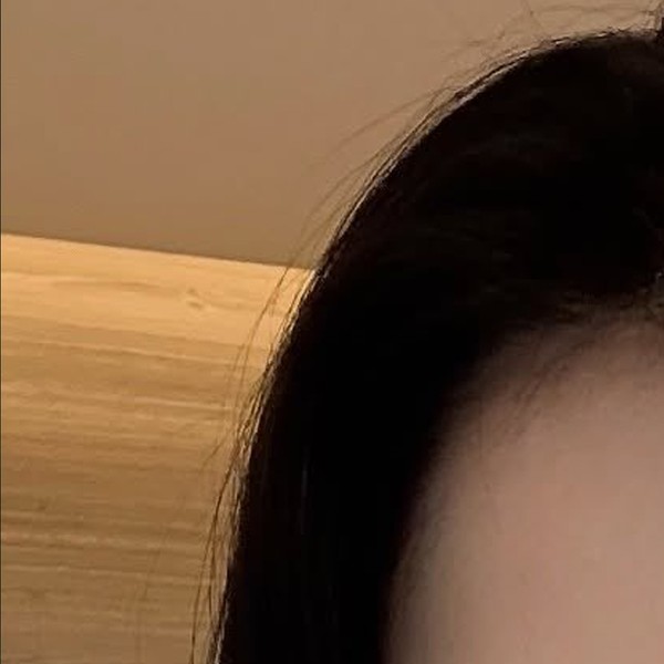 Popular profile image of HyunJin (Loossemble) selected by votes