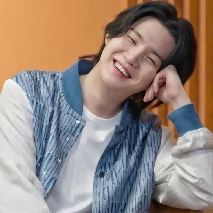 슈가 (방탄소년단) 최근 활동샷