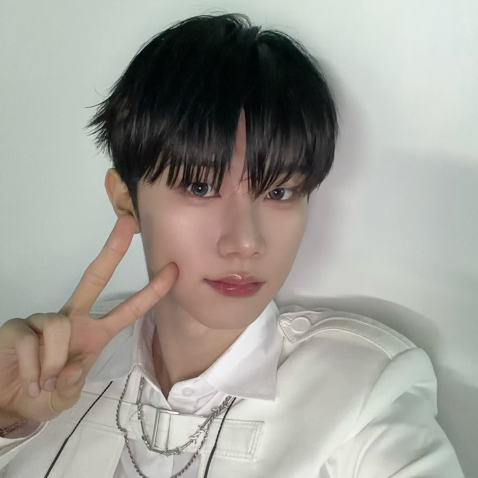 Hyunwoo (Xikers)的最新照片