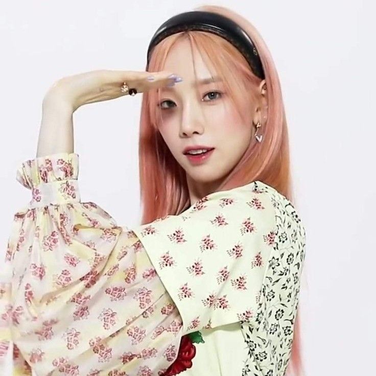 Recent activity shot of Taeyeon (Girls' Generation)