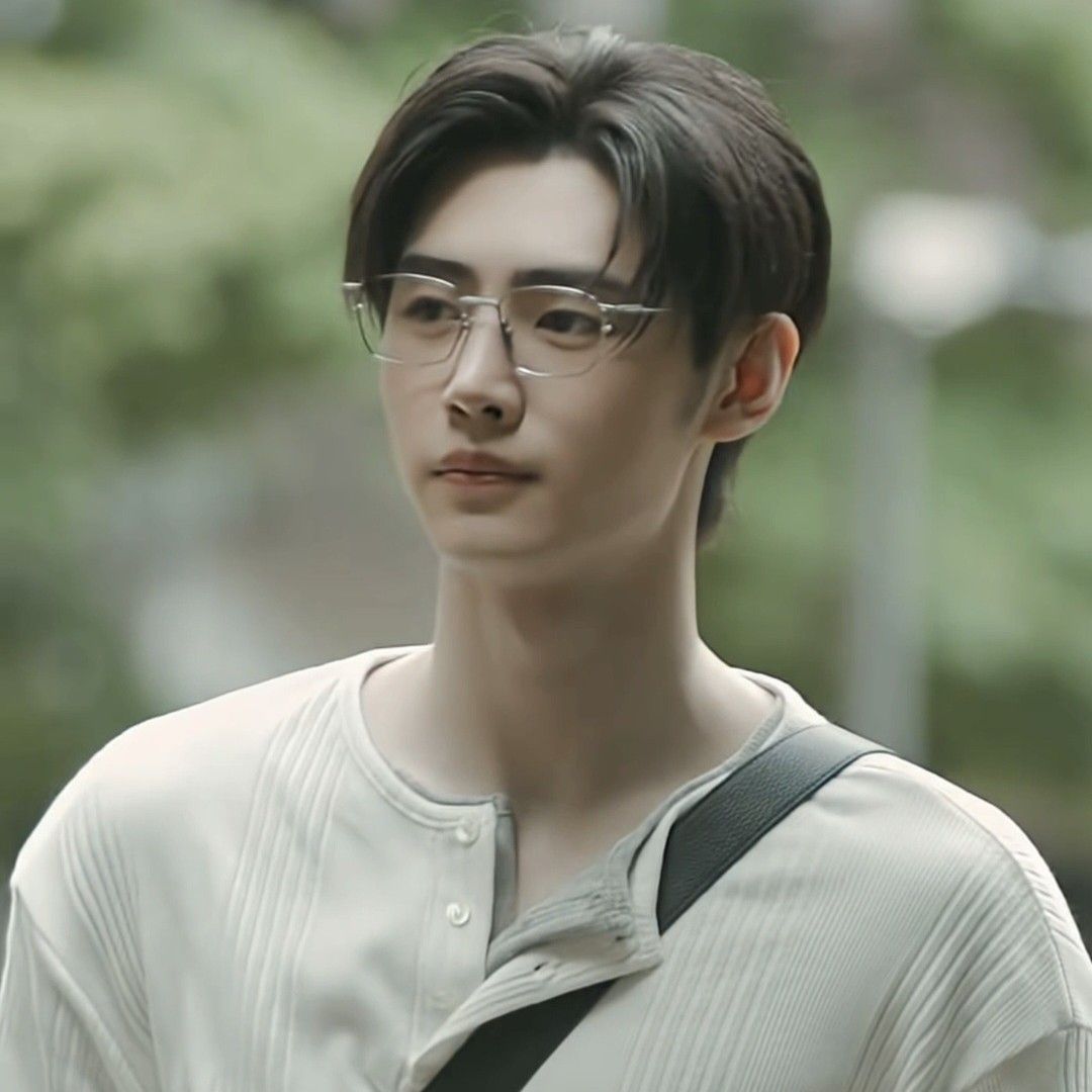 成訓 (ENHYPEN)的最新活動照片