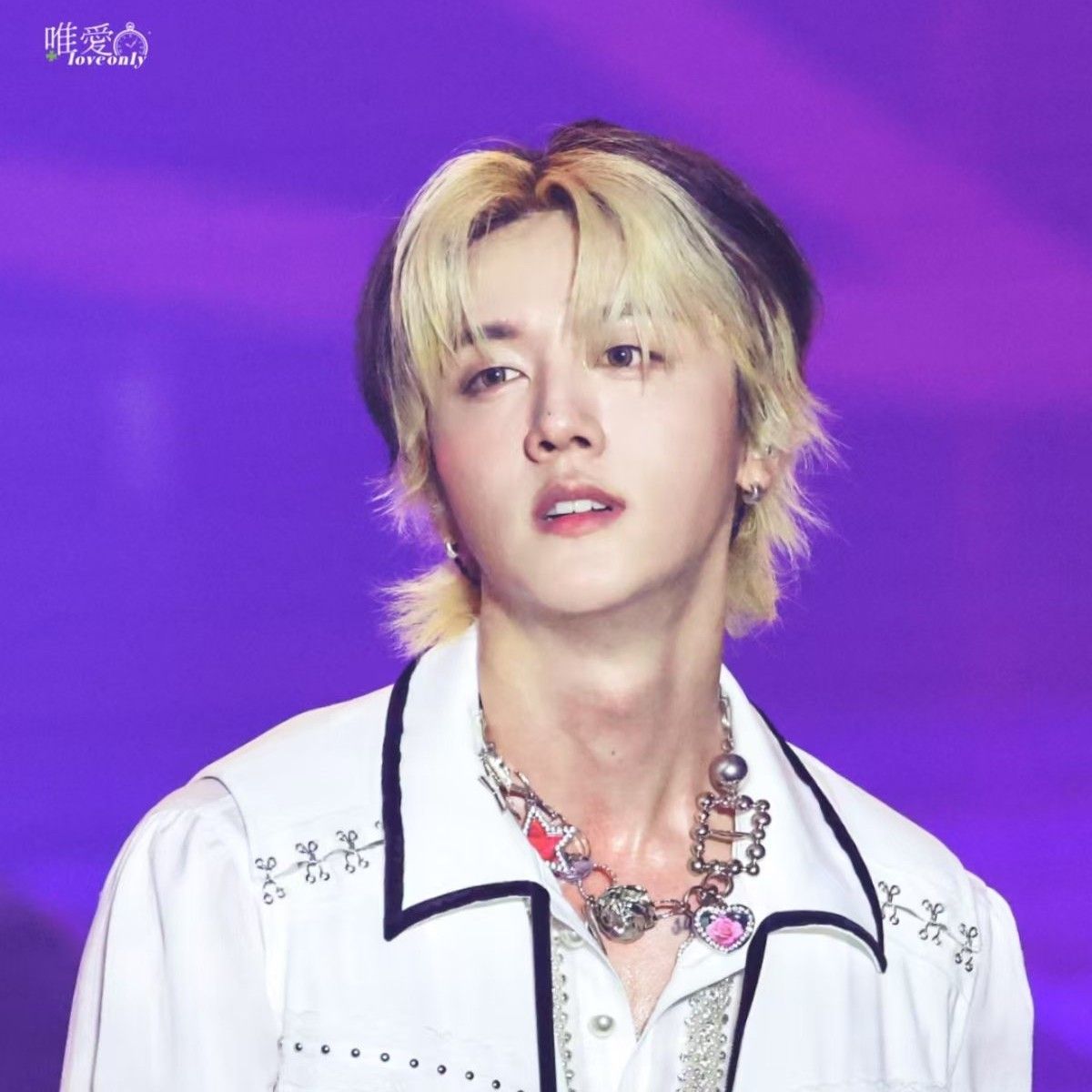 A moment captured by SF9's fan