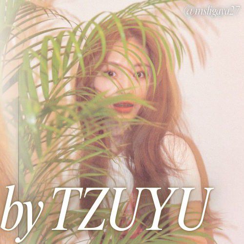 Foto aktivitas terbaru Tzuyu (TWICE)