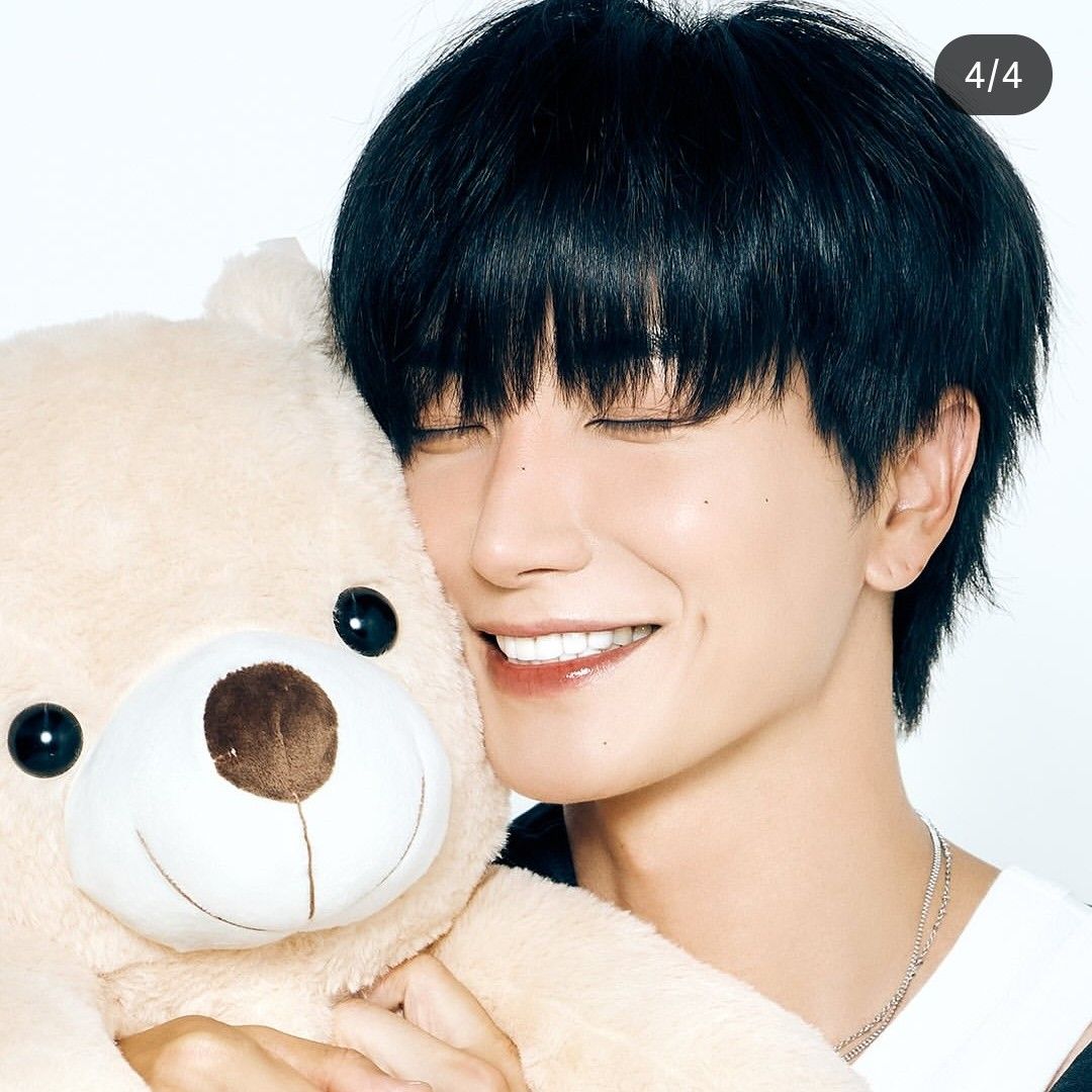 Recent activity shot of Leeteuk (Super Junior)