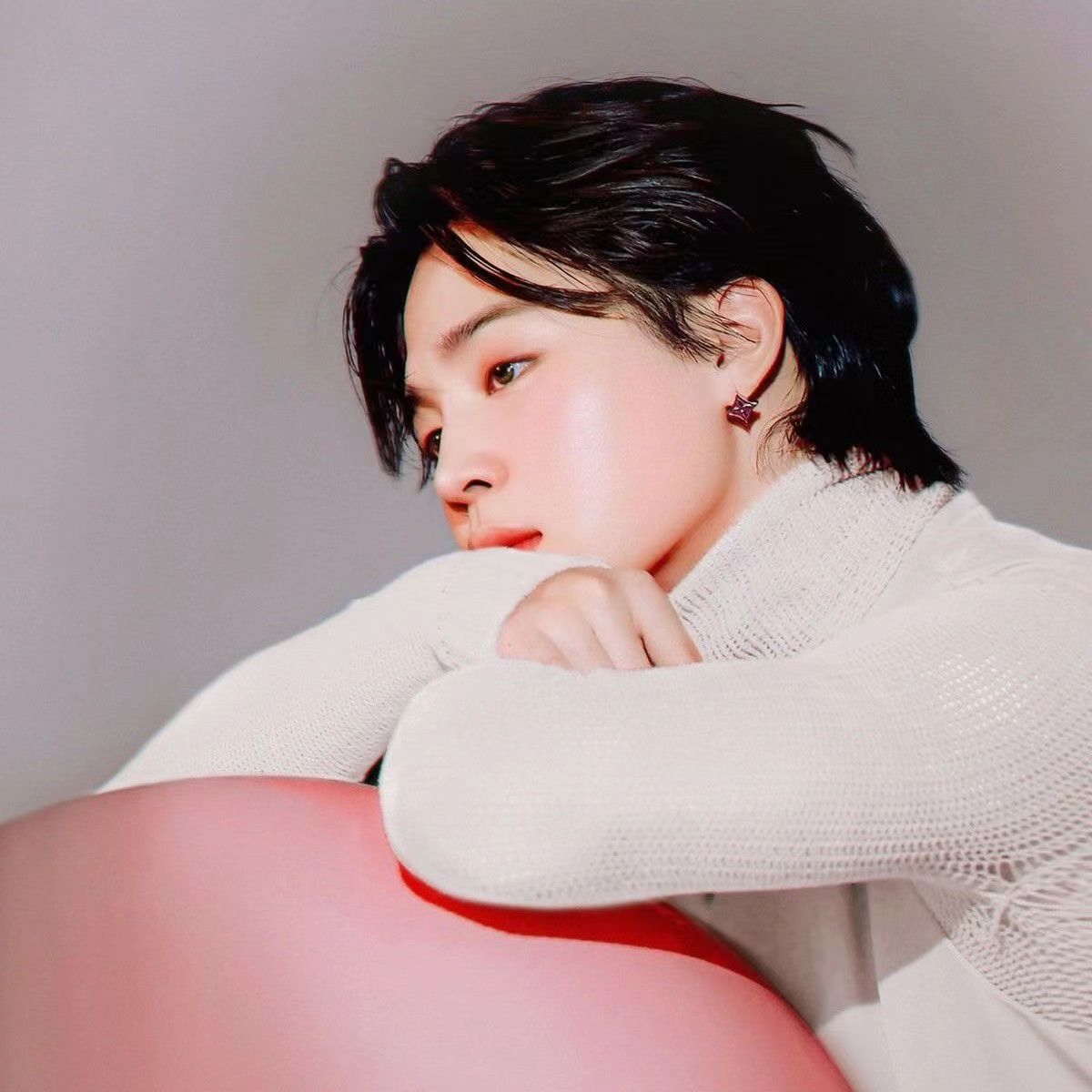 Latest photo of Jimin (BTS)
