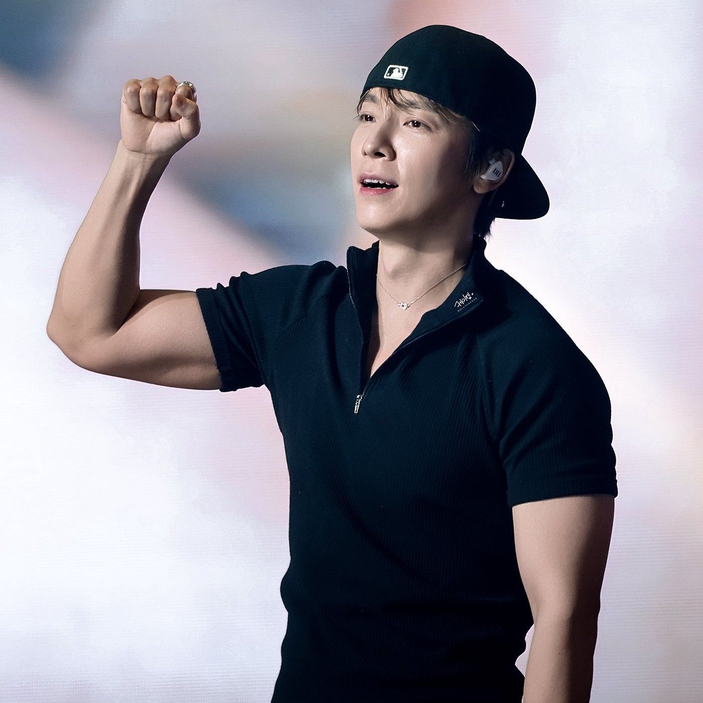 A moment captured by Donghae (Super Junior)'s fan