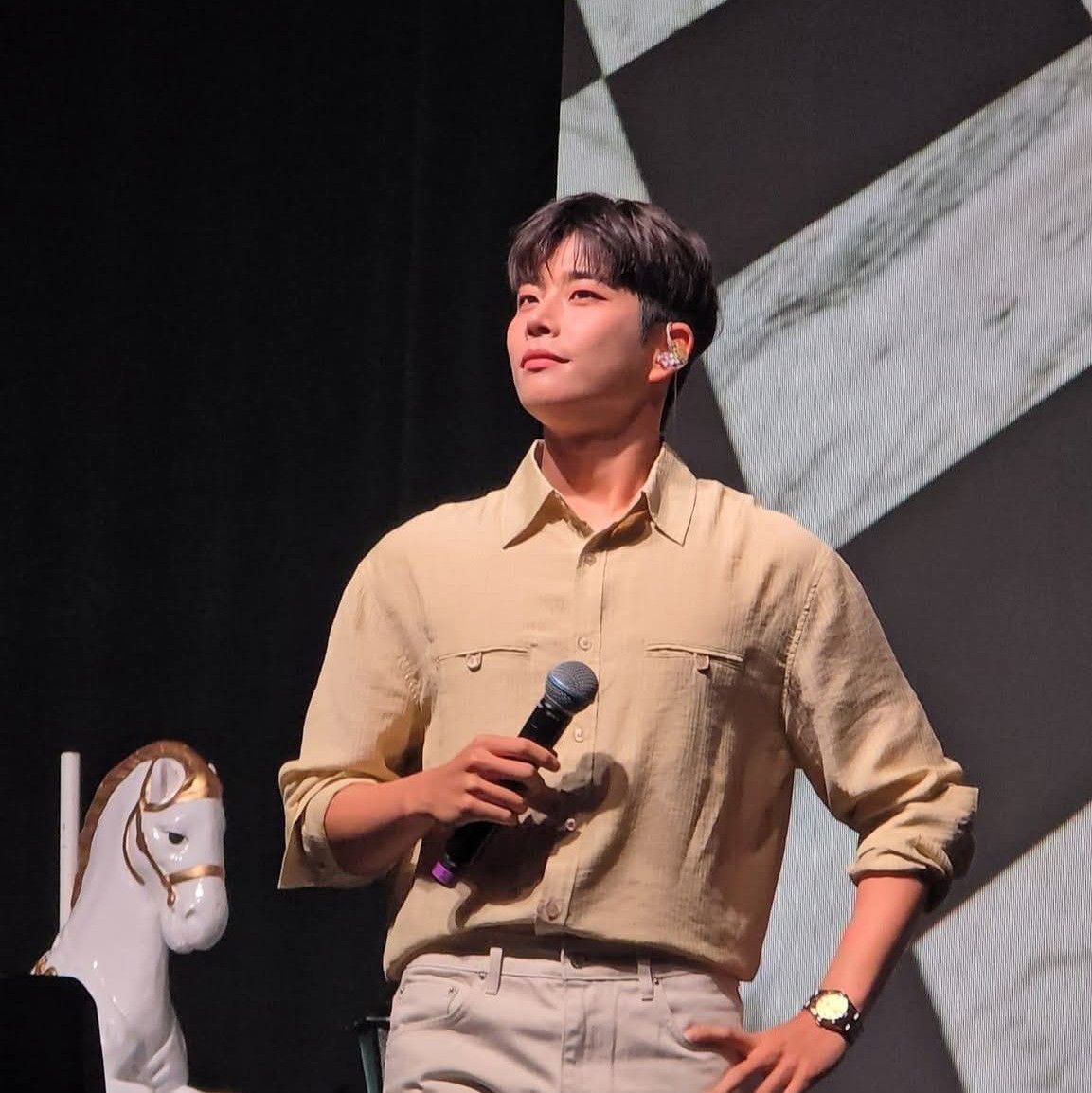 Momen yang diabadikan oleh penggemar MJ (ASTRO)