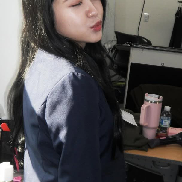 Yeri (Red Velvet)的最新照片