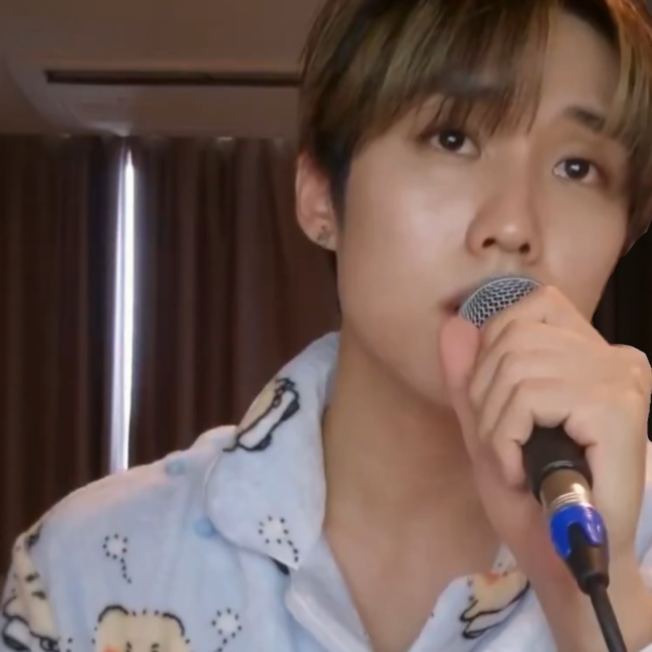 Behind-the-scenes cut of Jacob (THE BOYZ)