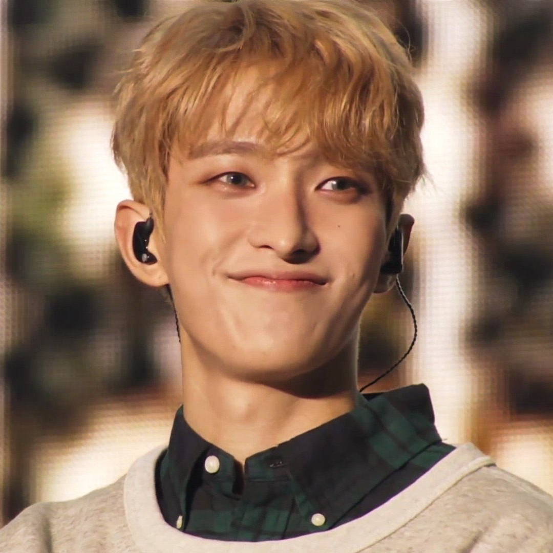 DK (SEVENTEEN)的最新照片