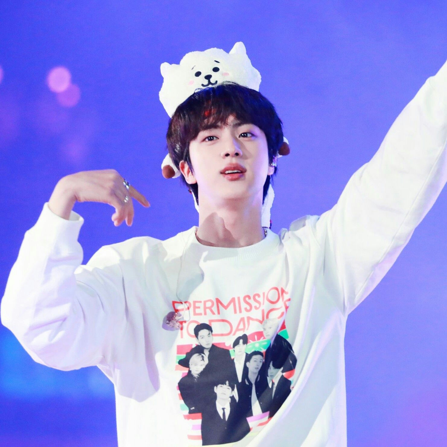 진 (방탄소년단)의 최신 사진