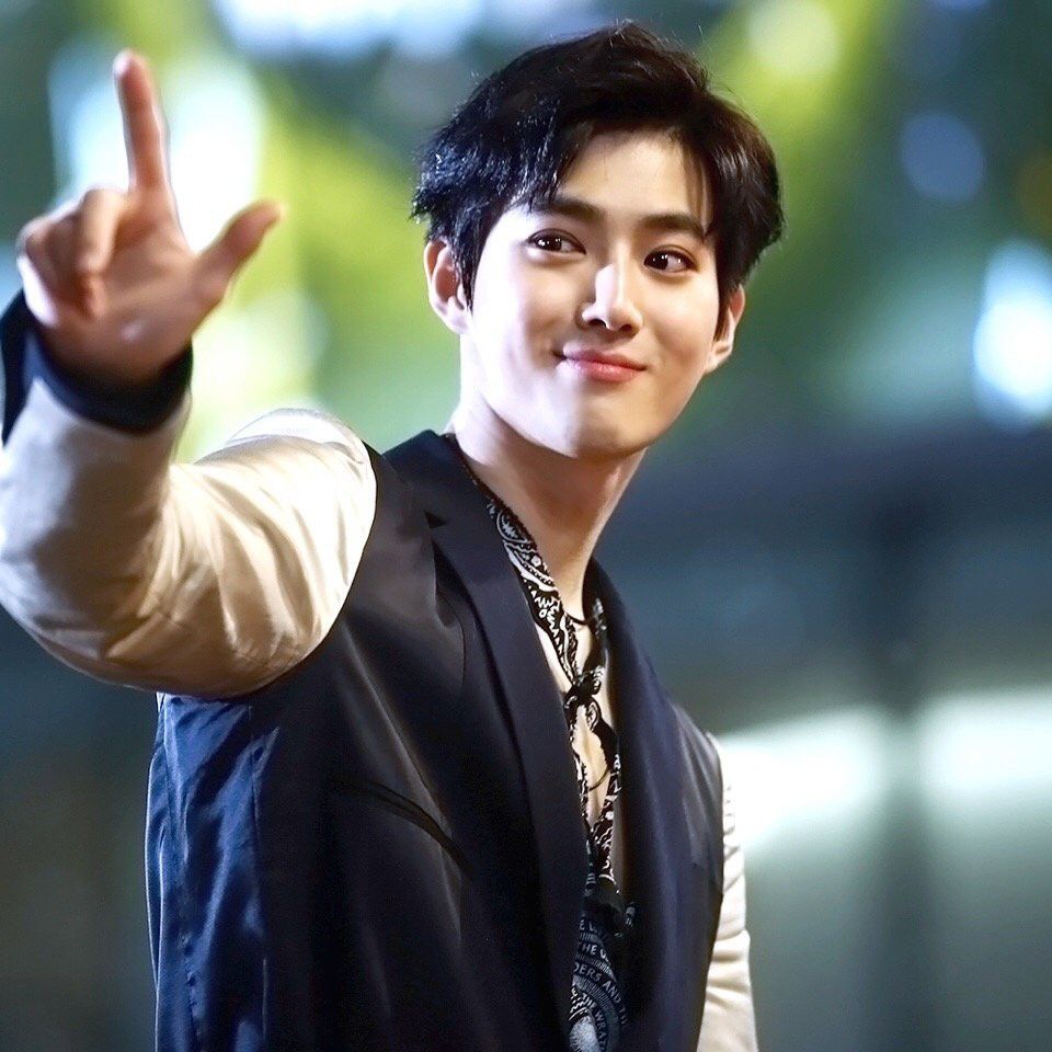 Latest photo of Suho (EXO)