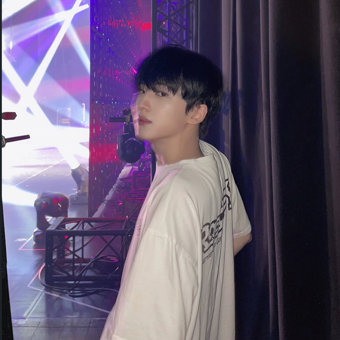 Behind-the-scenes cut of Minjae (Xikers)