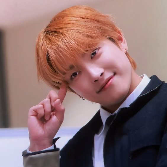 Recent activity shot of Hongjoong (ATEEZ)