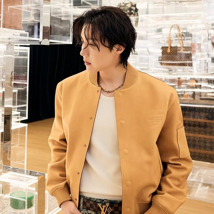Latest photo of j-hope (BTS)