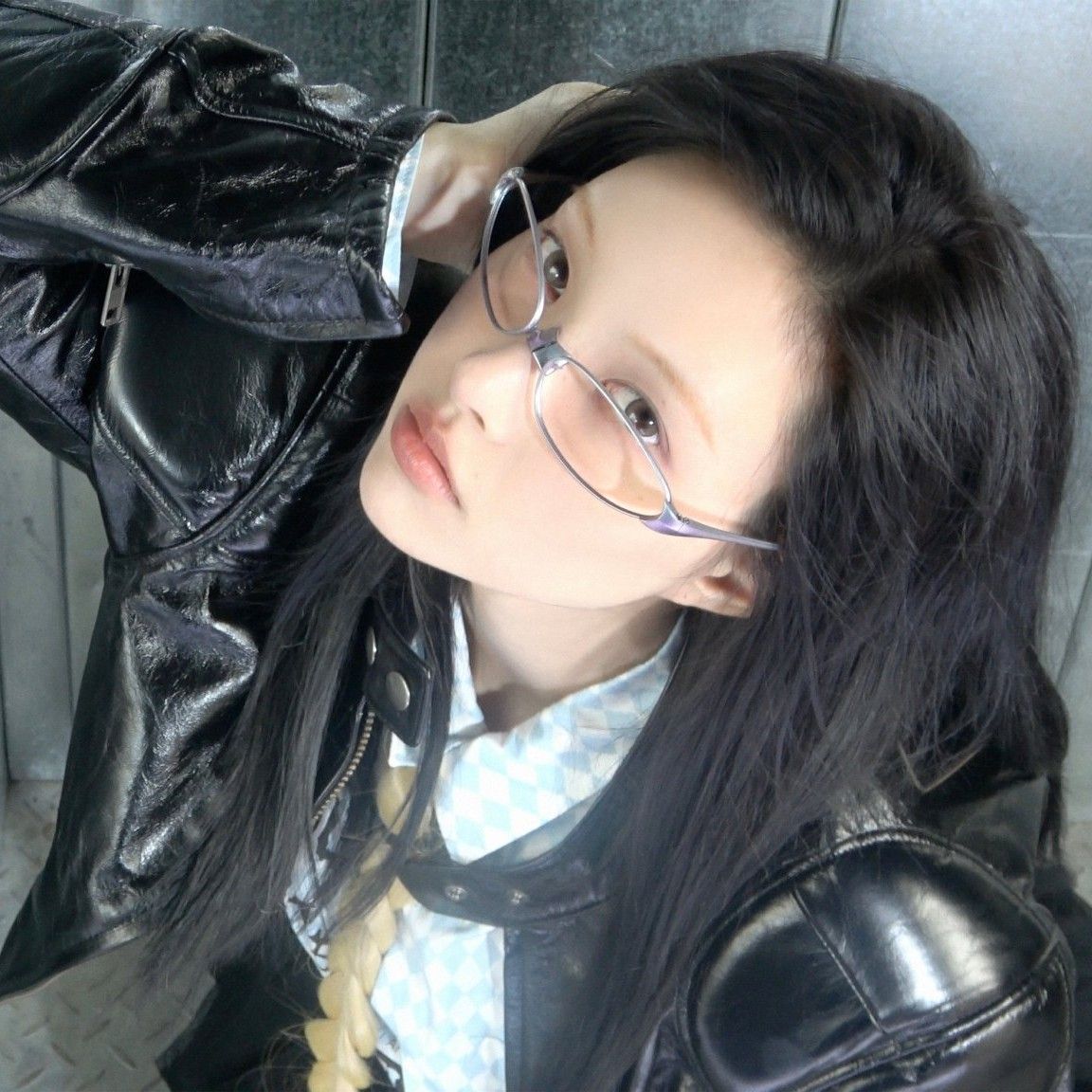 Recent activity shot of Yunah (ILLIT)