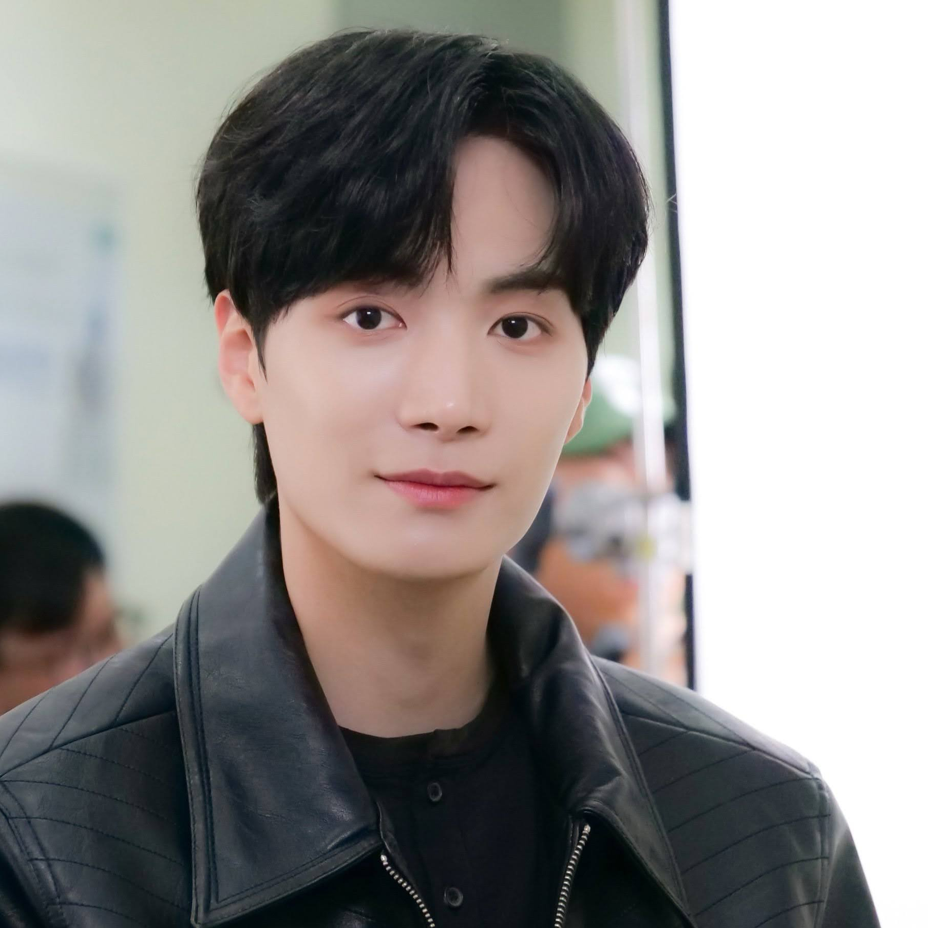 A moment captured by Kim Jonghyeon's fan