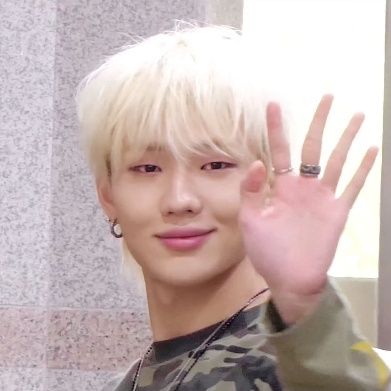 千晙赩 (TNX)的幕后花絮