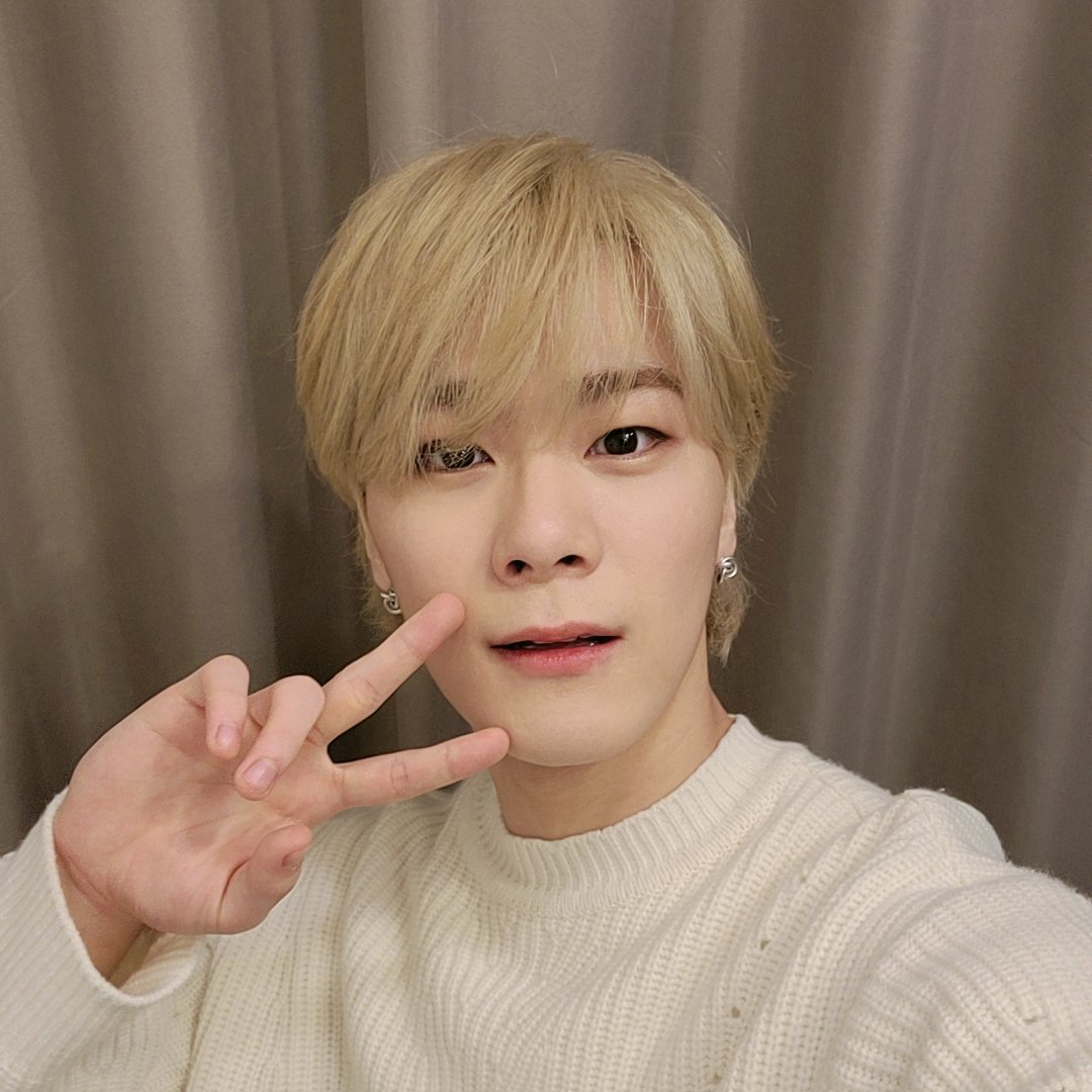 Recent activity shot of Moonbin (ASTRO)