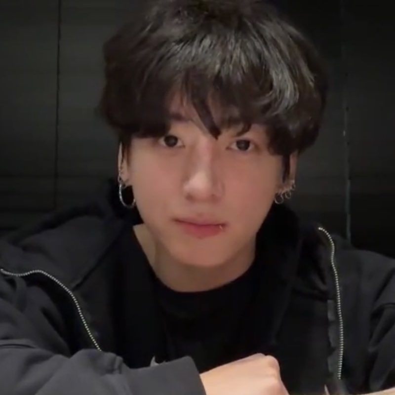 A moment captured by Jungkook (BTS)'s fan