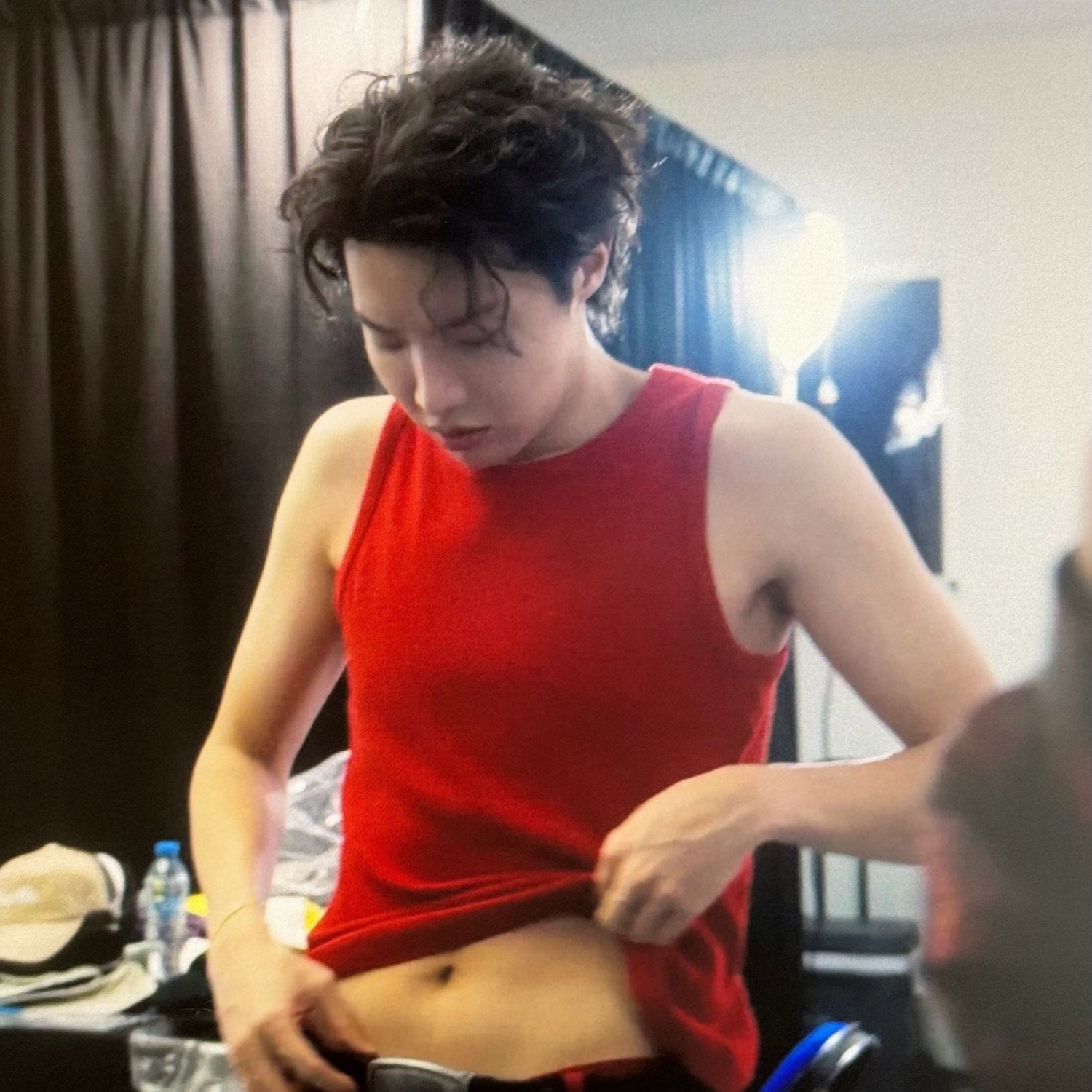 제이홉 (방탄소년단)의 최신 사진