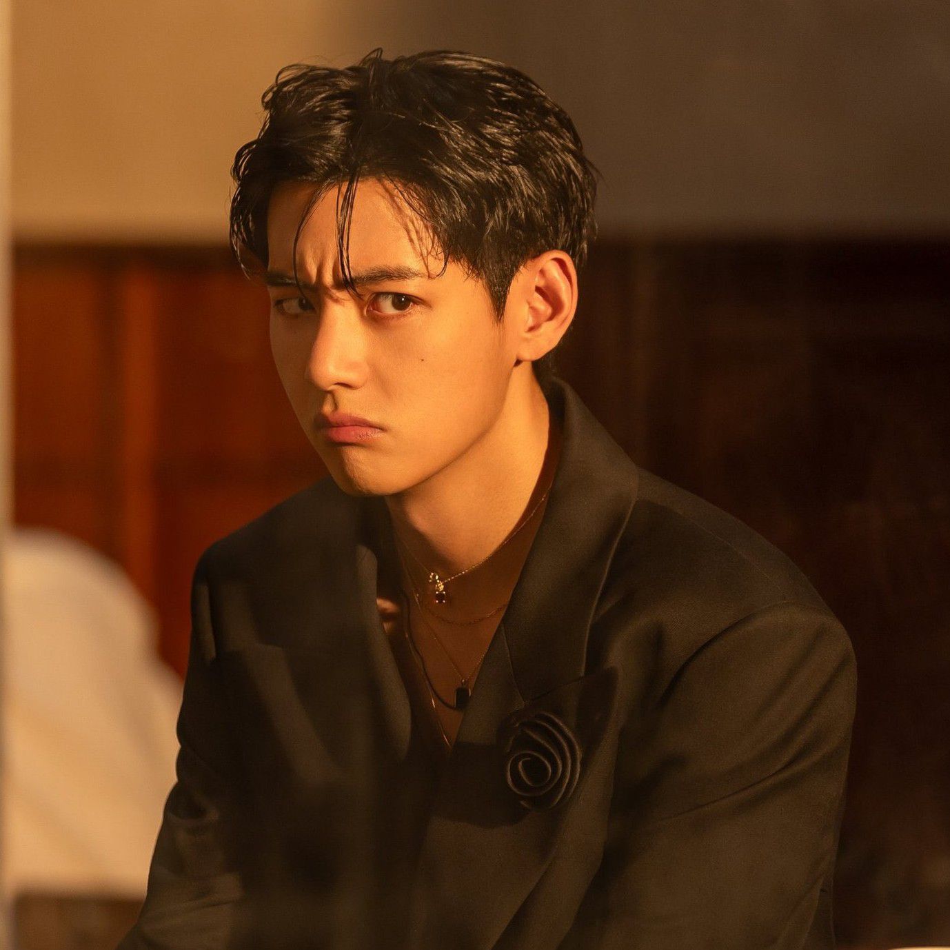 뷔 (방탄소년단)의 비하인드 컷