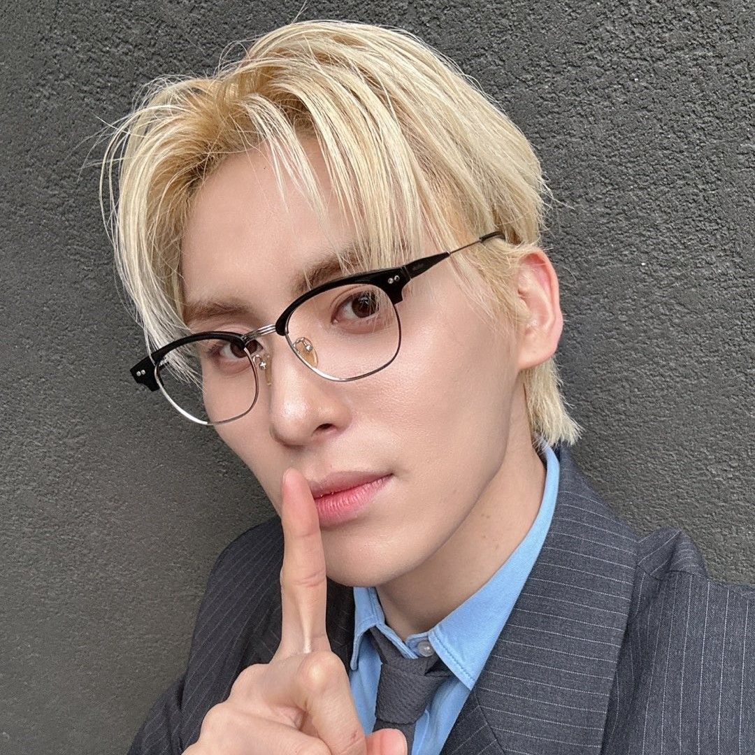 Recent activity shot of Taeyang (SF9)
