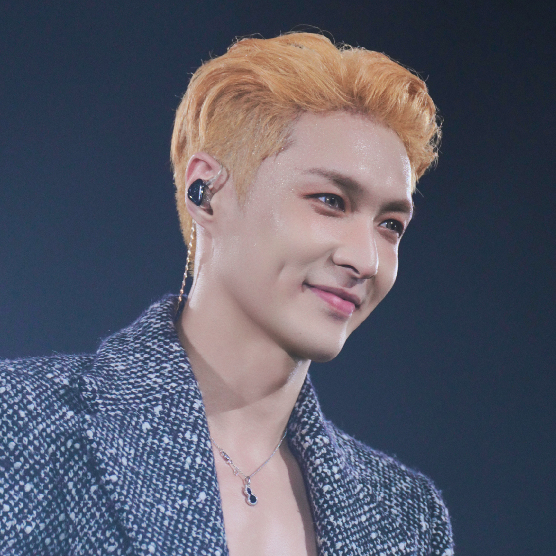 Recent activity shot of Lay (EXO)