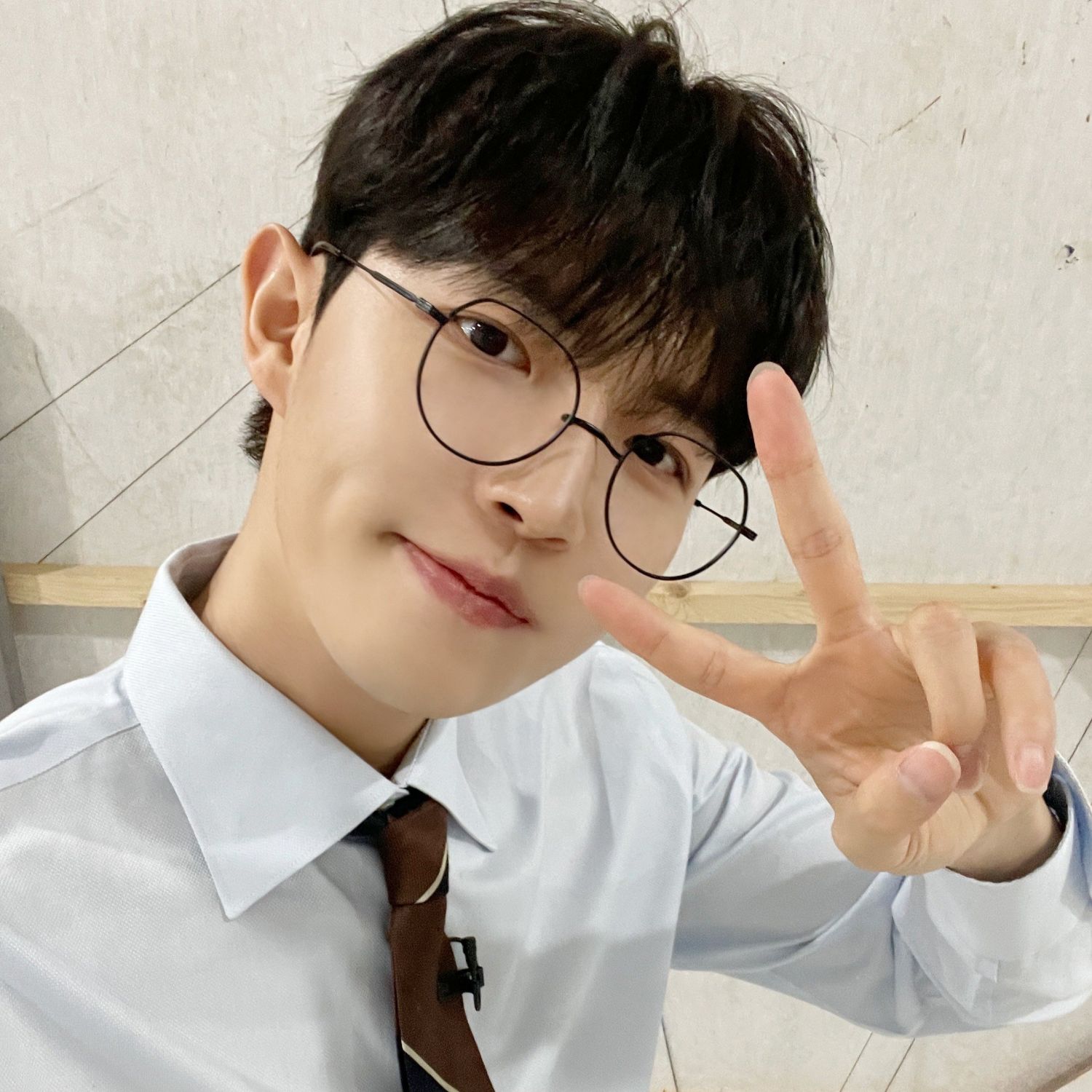 Potret di balik layar Kim Jaehwan