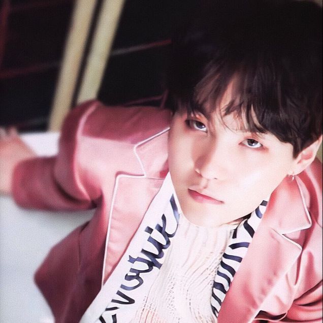 A moment captured by SUGA (BTS)'s fan