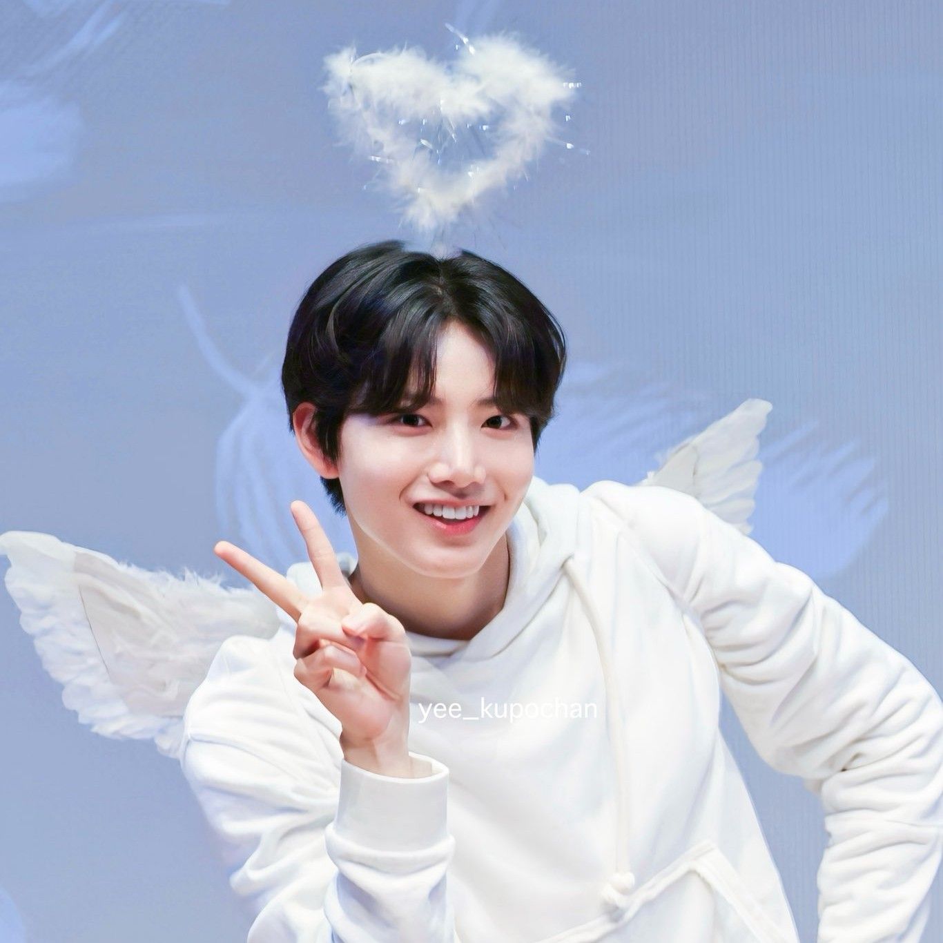 Latest photo of Junkyu (TREASURE)
