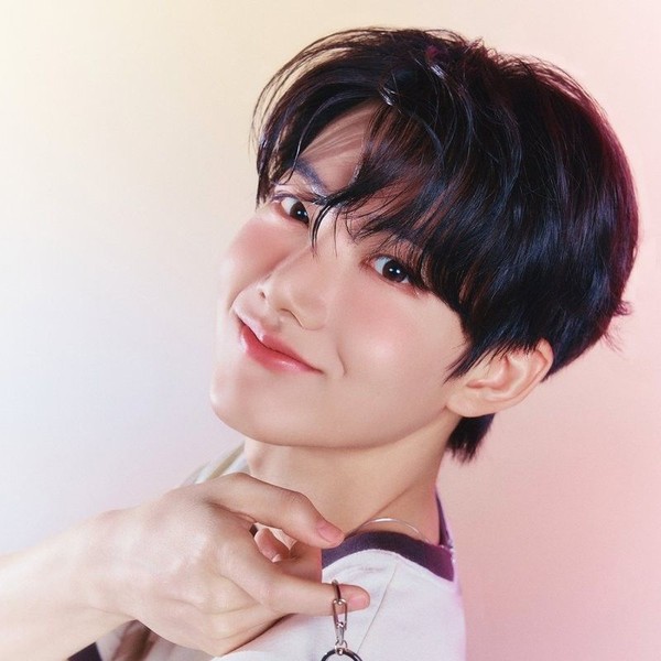 Signature photo of Junkyu (TREASURE) capturing their charm