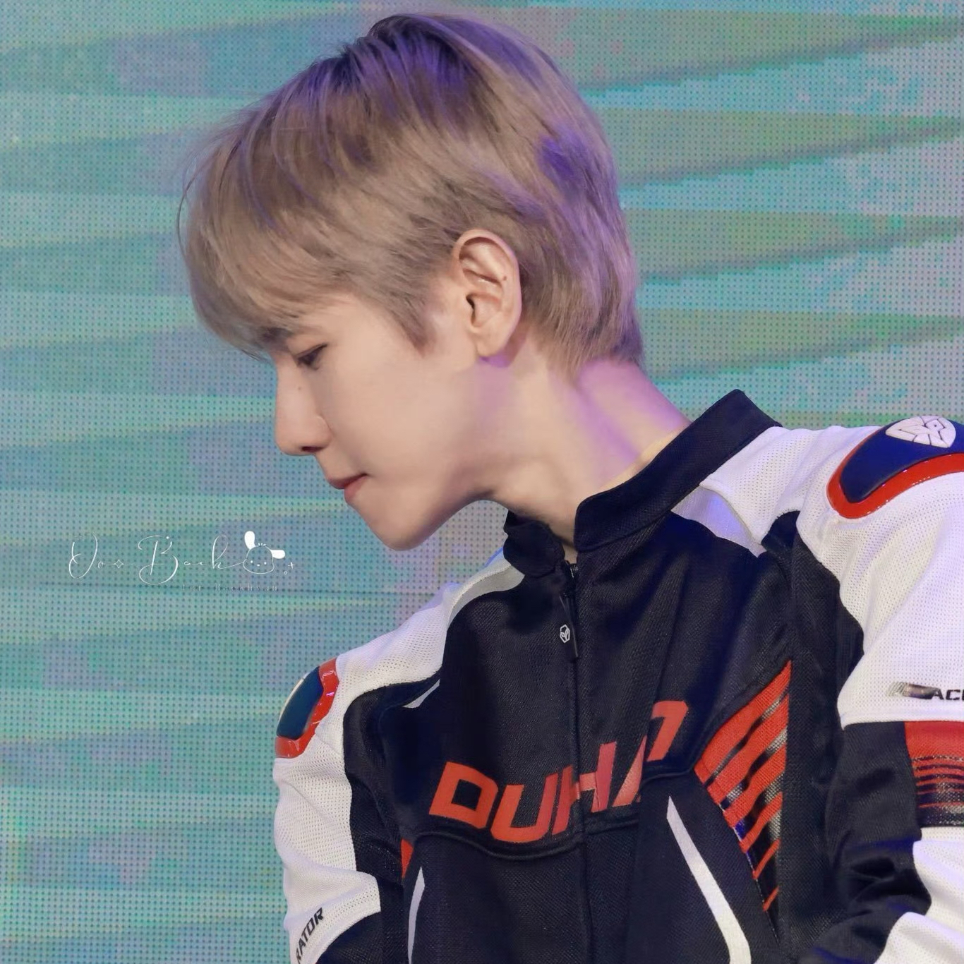 Foto aktivitas terbaru Baekhyun (EXO)