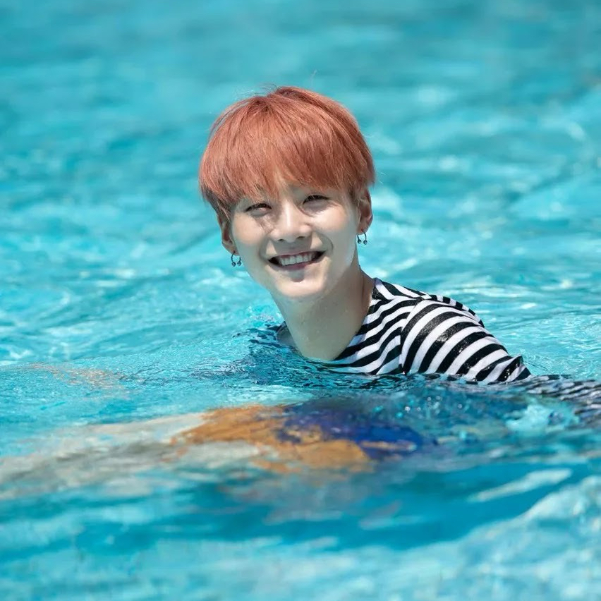 Potret di balik layar SUGA (BTS)