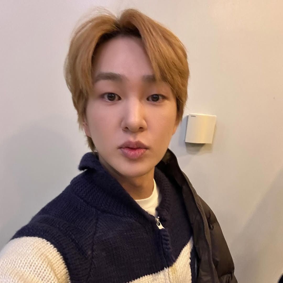 Latest photo of Onew (SHINee)