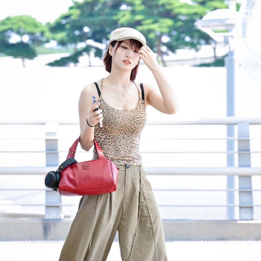 モモ (TWICE)の舞台裏ショット