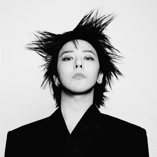 G-DRAGON (BIGBANG)の舞台裏ショット